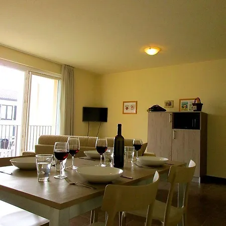 Regina Grande Terrace * Lenno