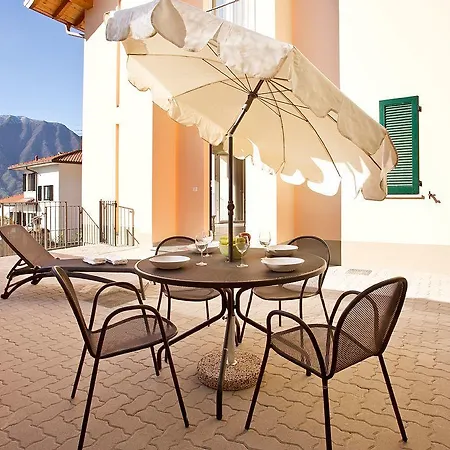 Regina Grande Terrace * Lenno