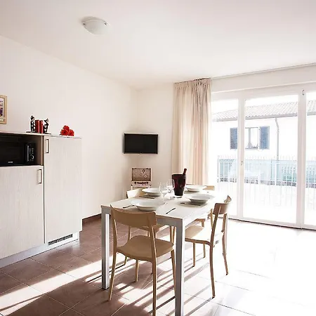 Regina Grande Terrace * Lenno